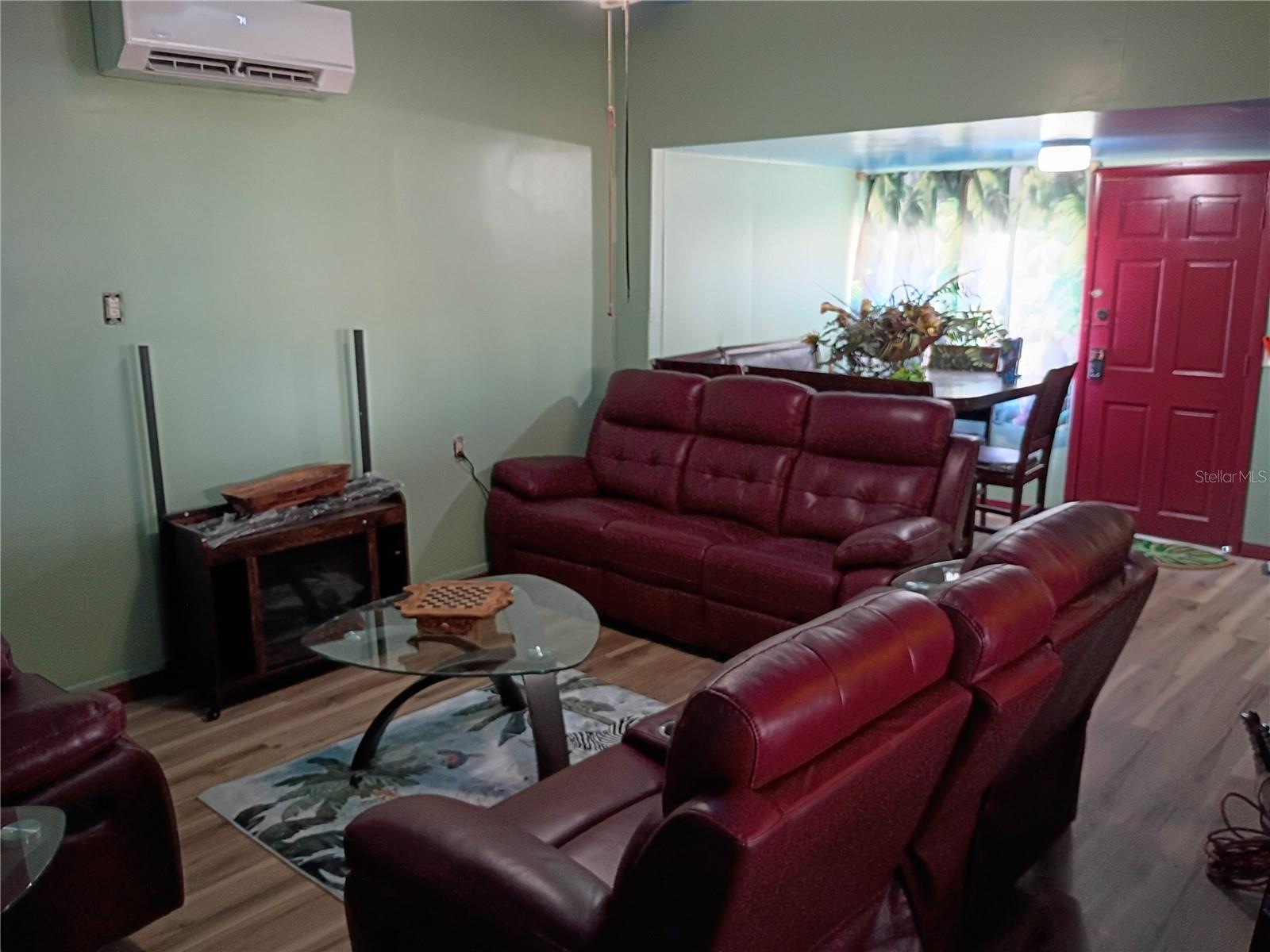 Image 9 of 25 For 1407 Illinois Avenue