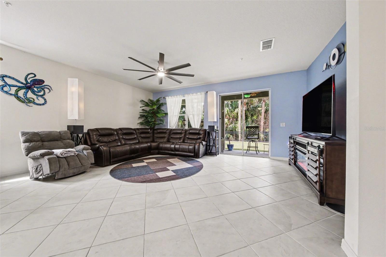 Image 4 of 23 For 7646 Turchetta Court