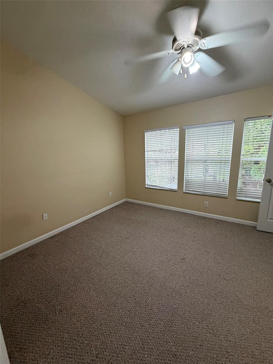 Image 9 of 21 For 809 Shropshire