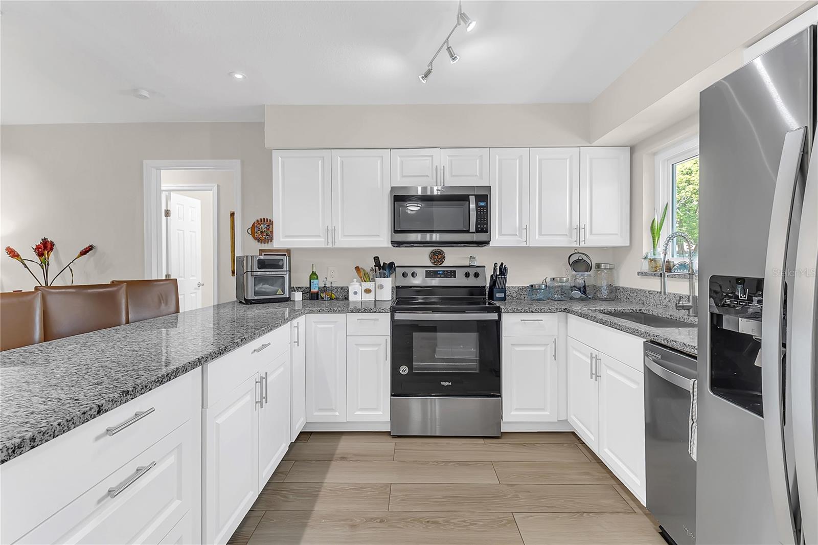 Image 2 of 38 For 10764 Wharton Court