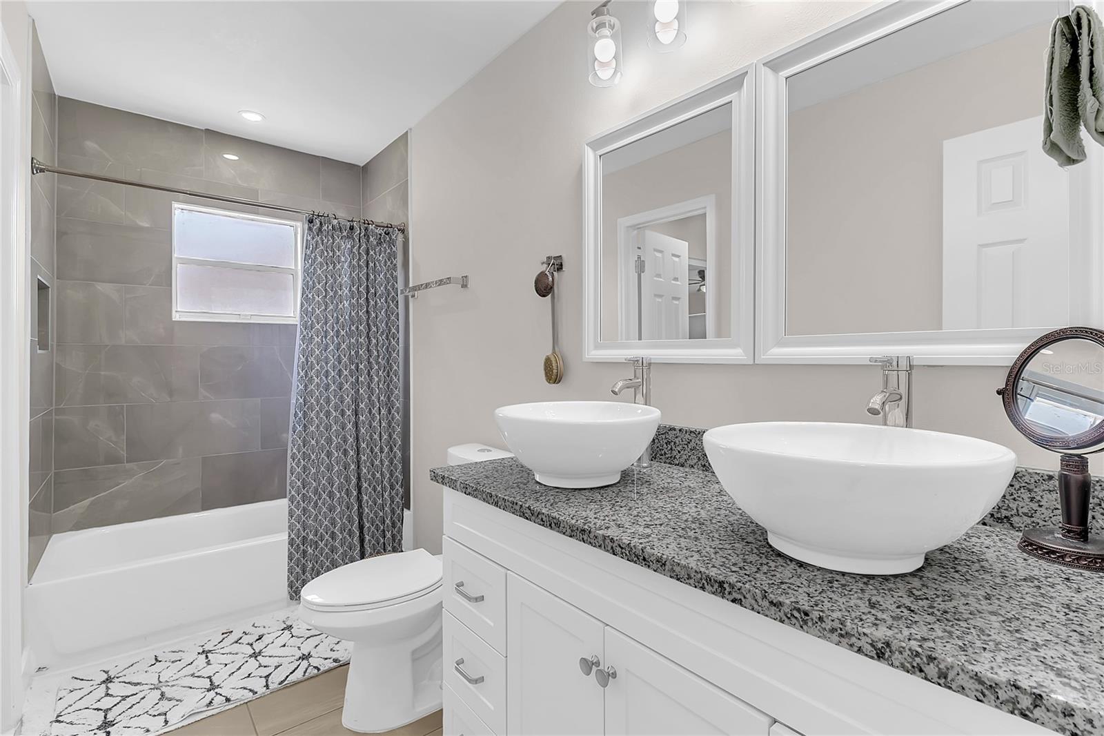 Image 20 of 38 For 10764 Wharton Court