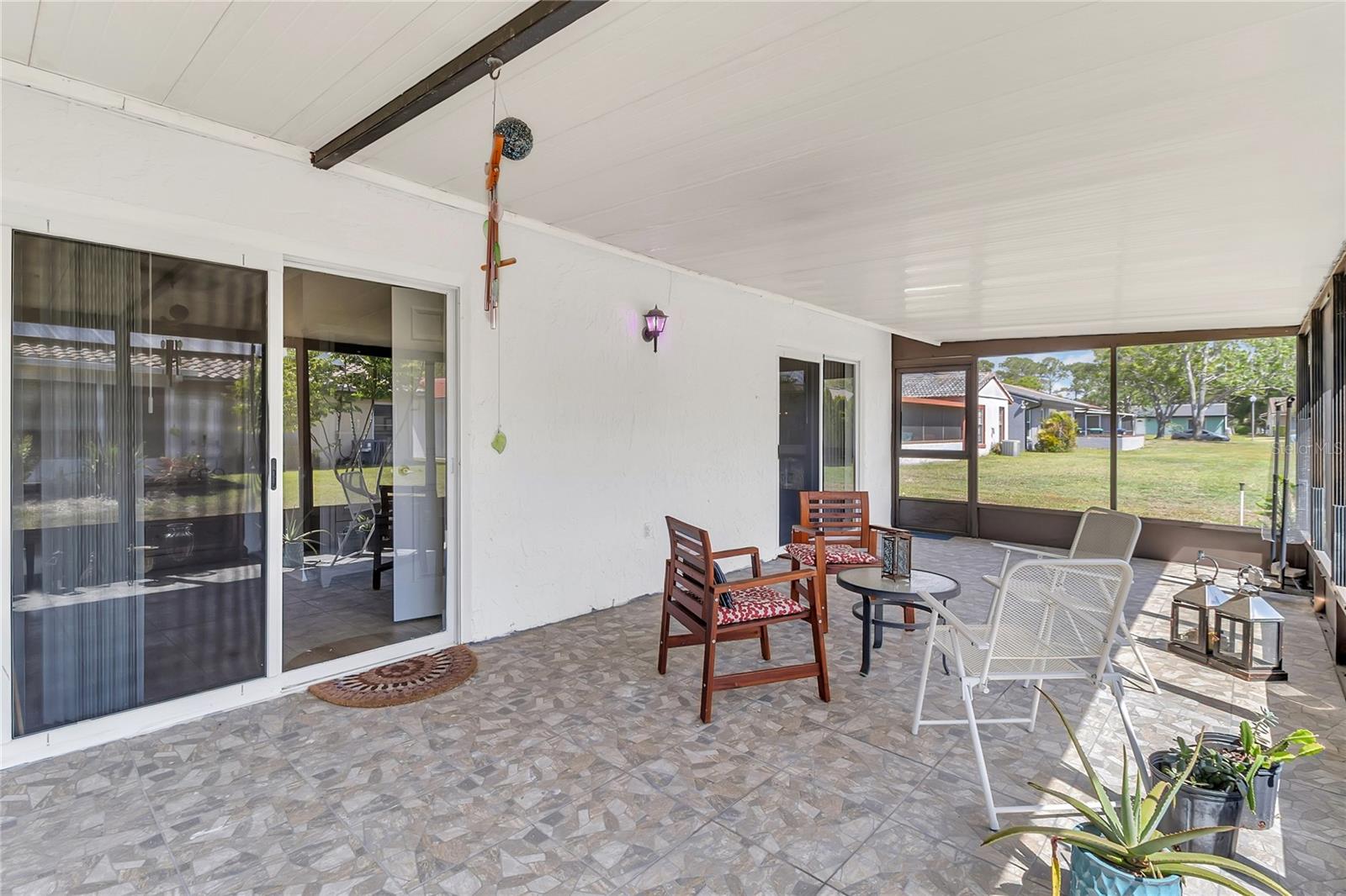 Image 27 of 38 For 10764 Wharton Court