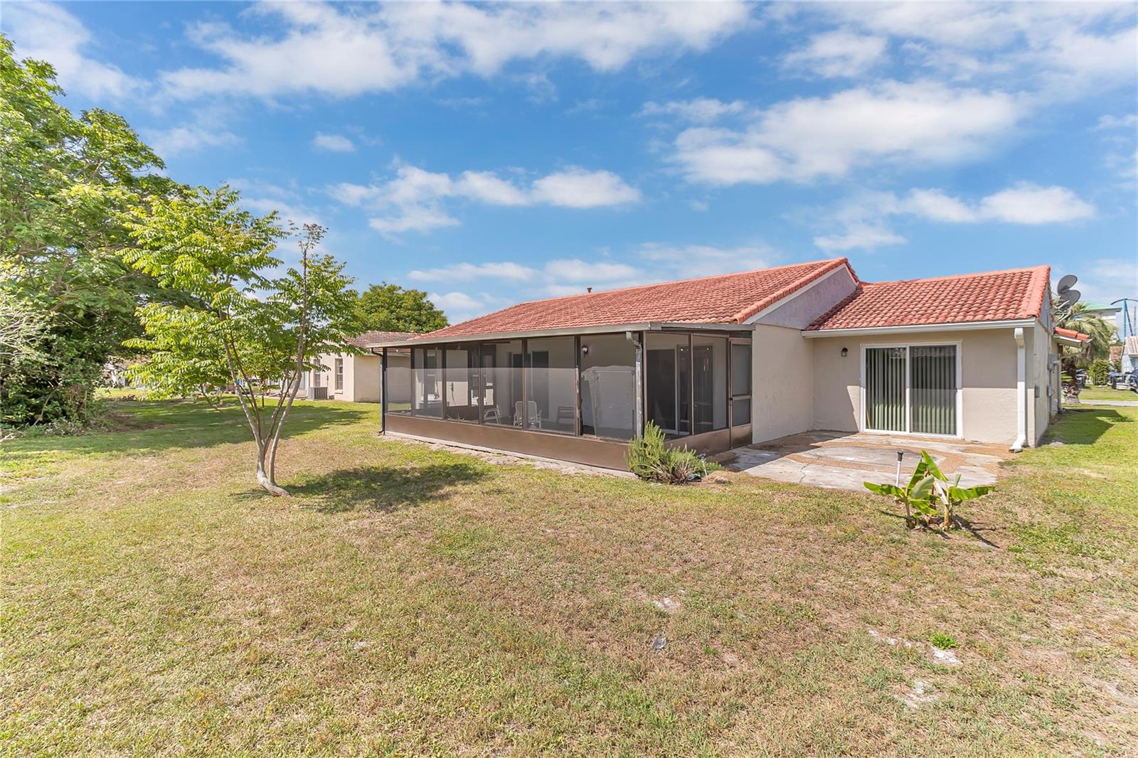 Image 31 of 38 For 10764 Wharton Court