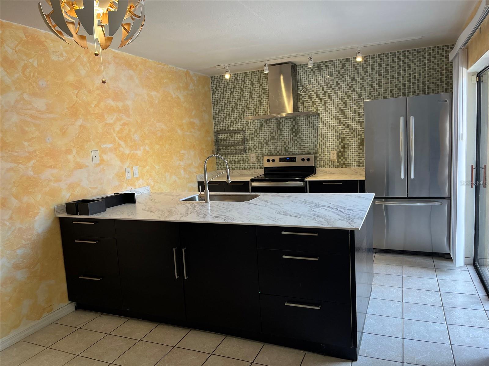 Image 6 of 20 For 5361 Elm Court 330