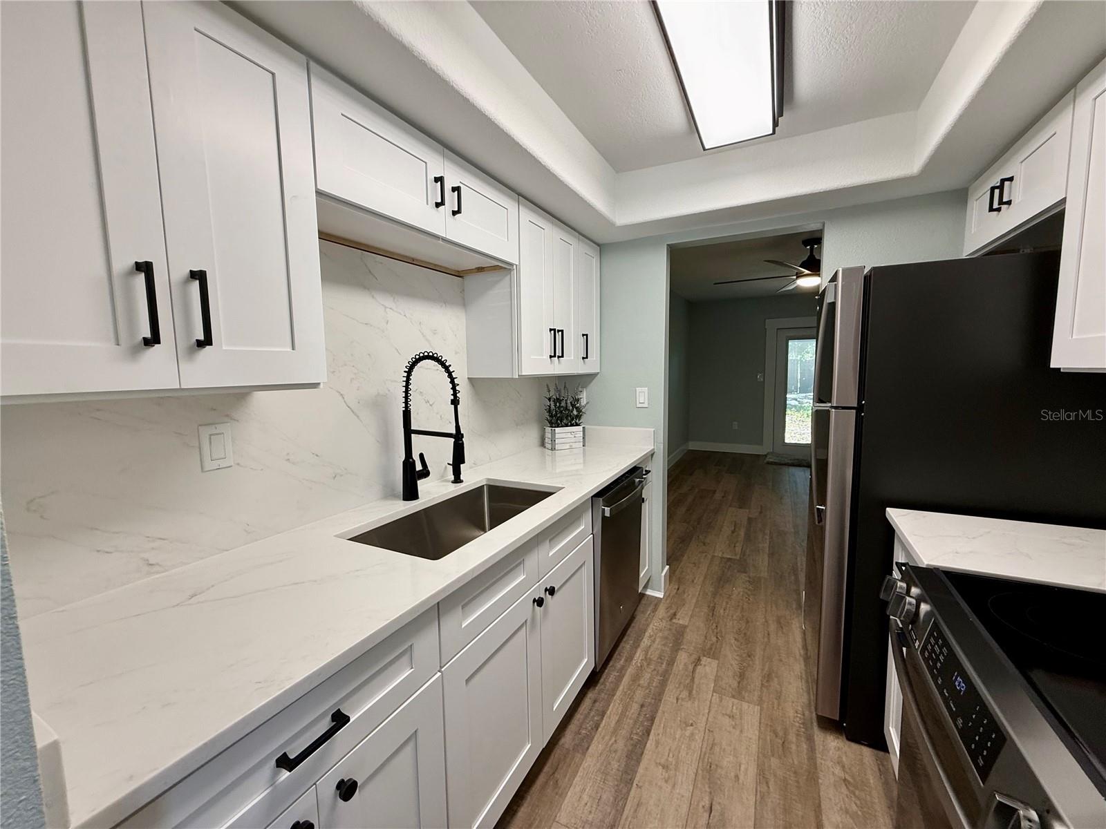 Image 11 of 41 For 3920 Mount Vernon Avenue