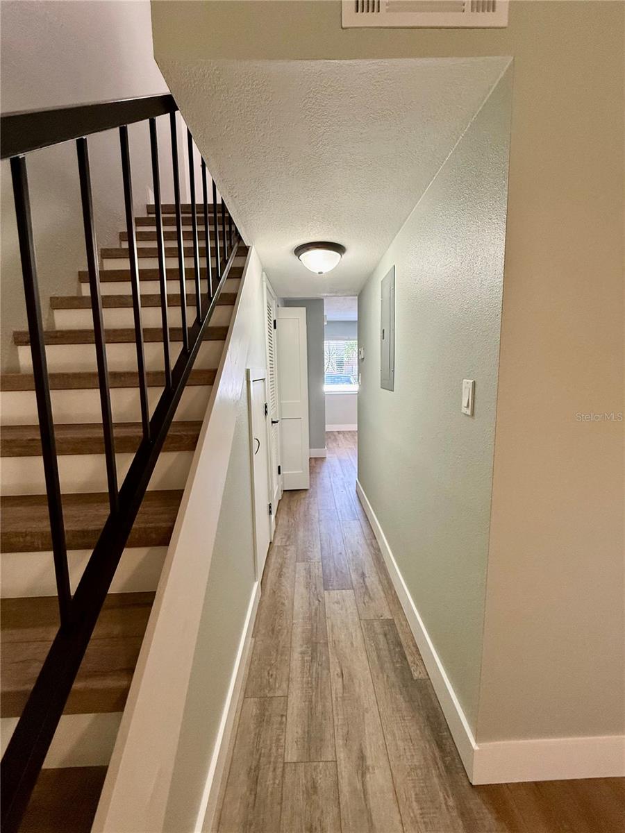 Image 16 of 41 For 3920 Mount Vernon Avenue