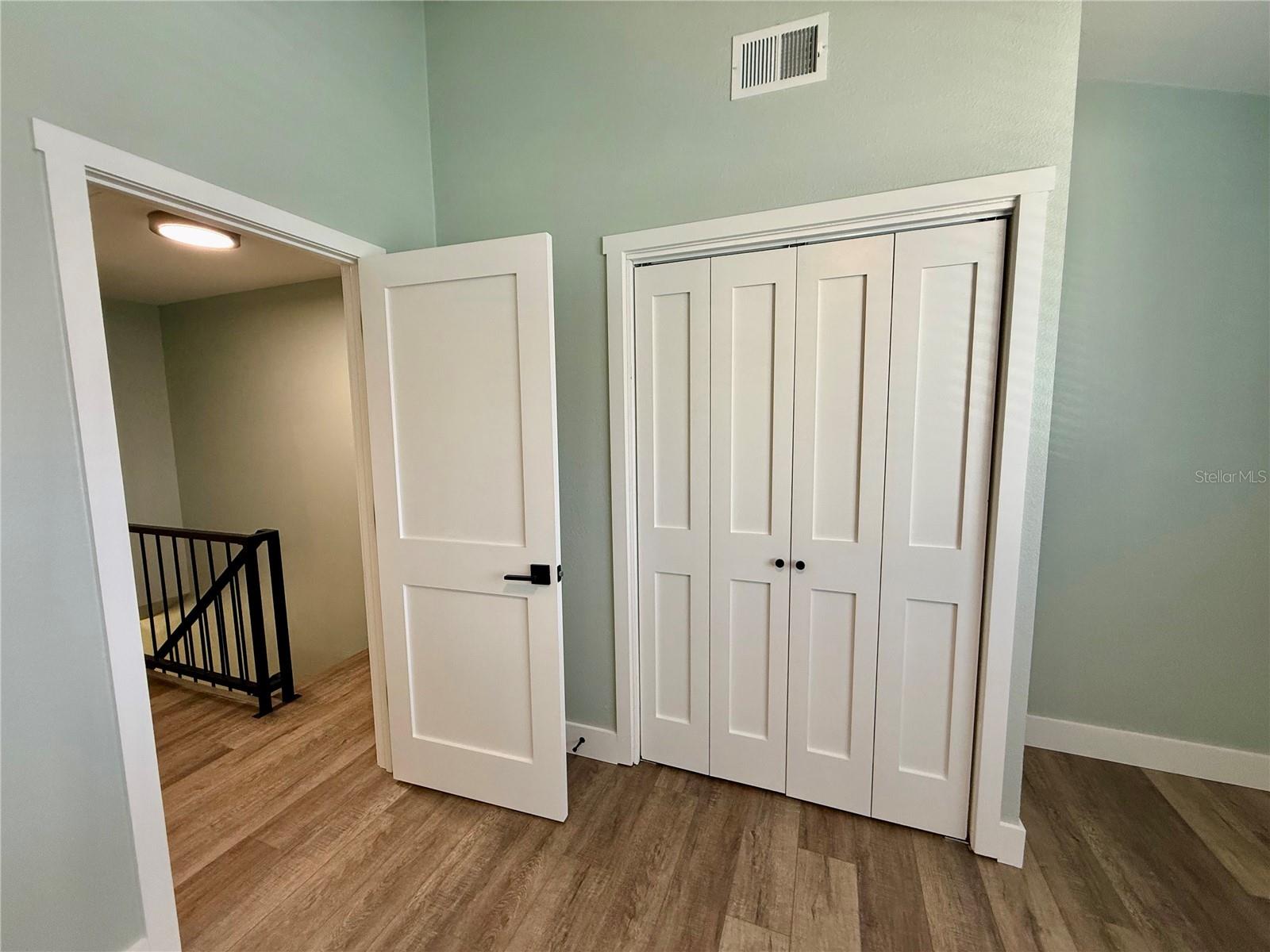 Image 26 of 41 For 3920 Mount Vernon Avenue