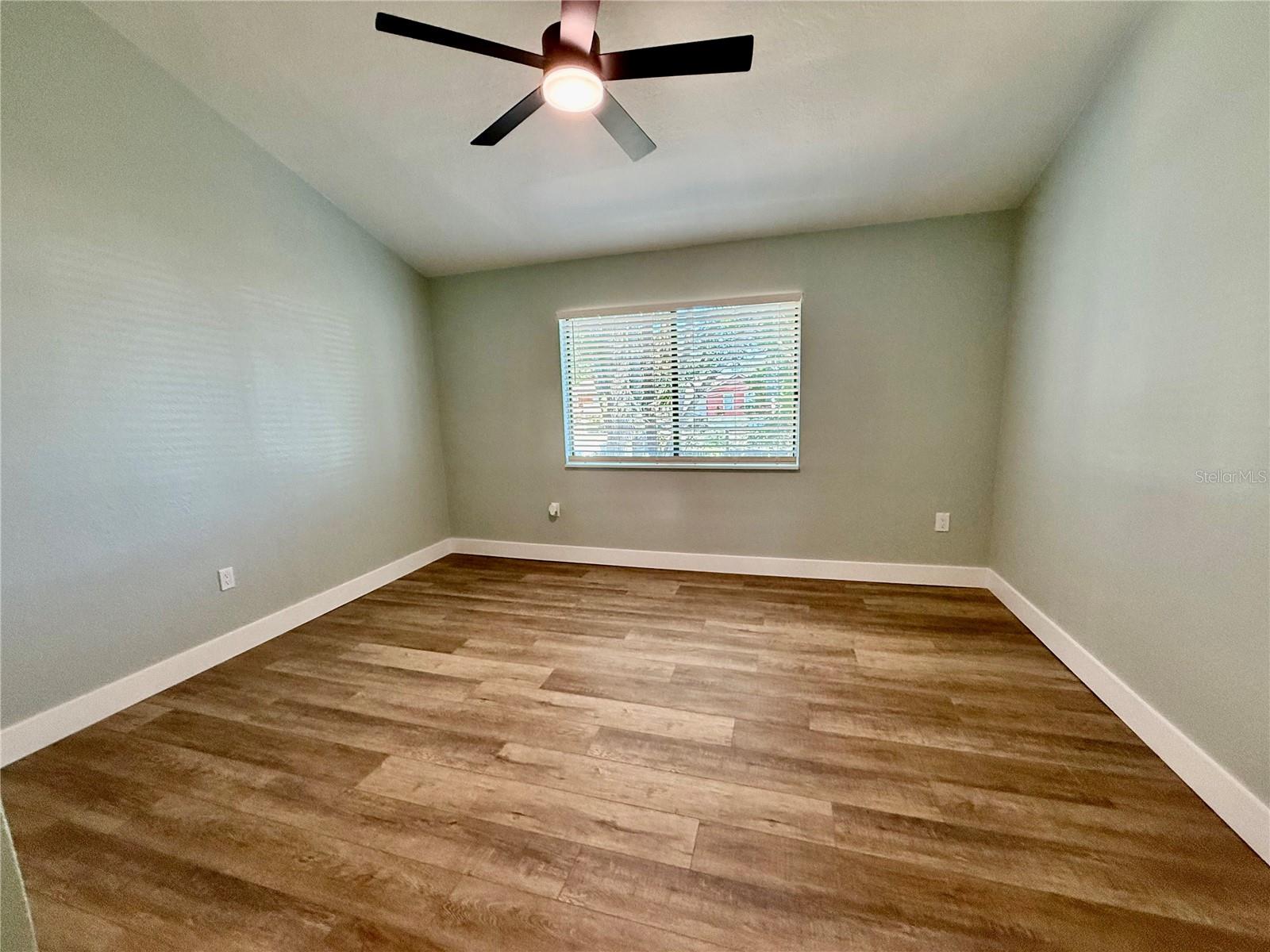 Image 36 of 41 For 3920 Mount Vernon Avenue