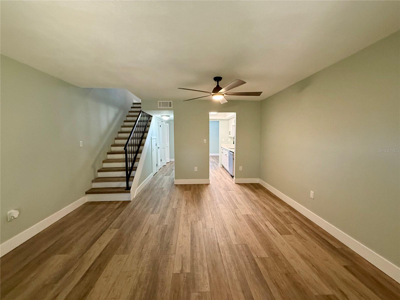 Image 5 of 41 For 3920 Mount Vernon Avenue