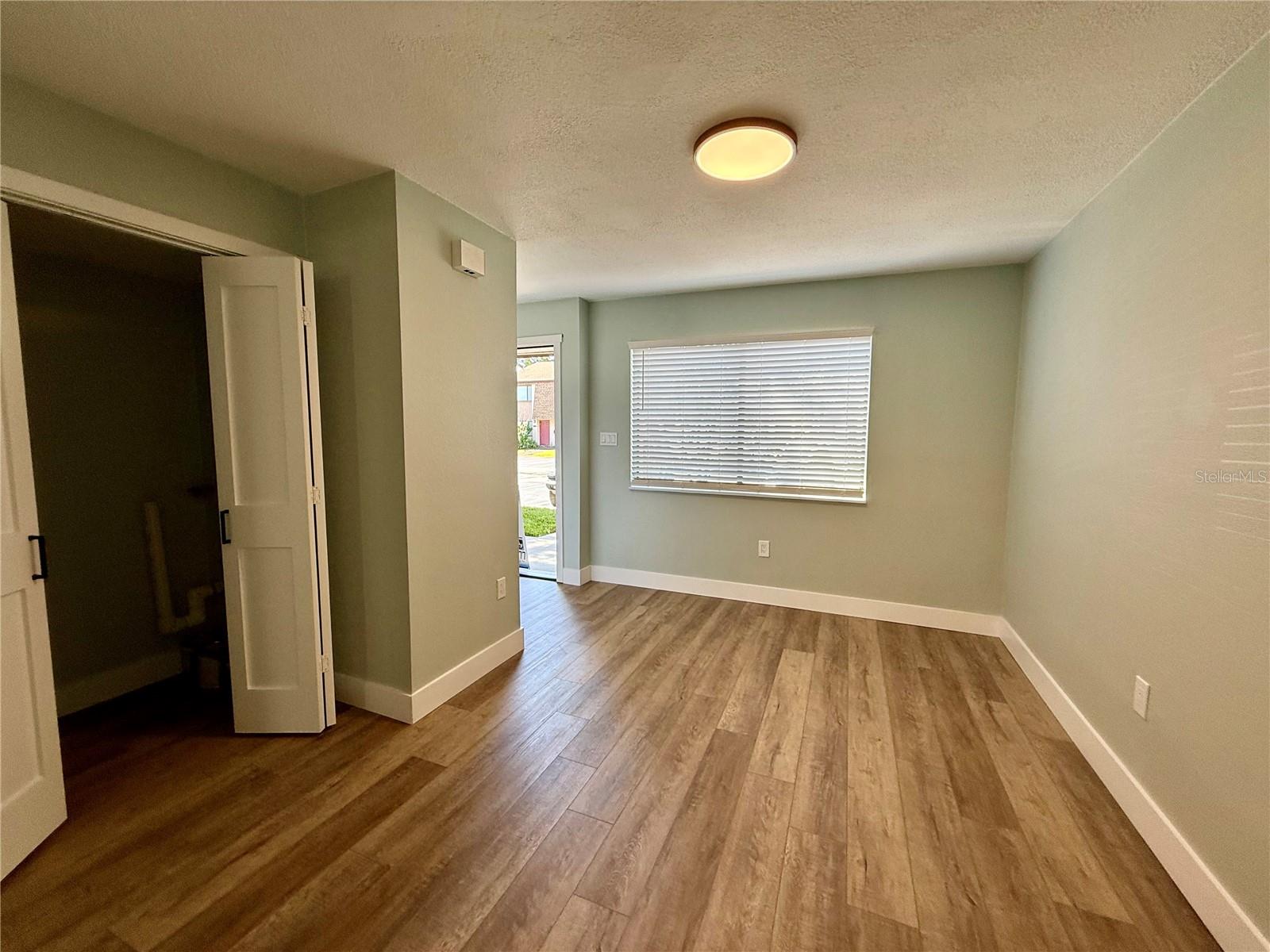 Image 7 of 41 For 3920 Mount Vernon Avenue