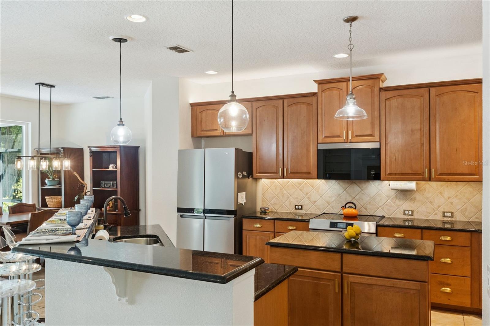 Image 13 of 83 For 505 Gulley Avenue