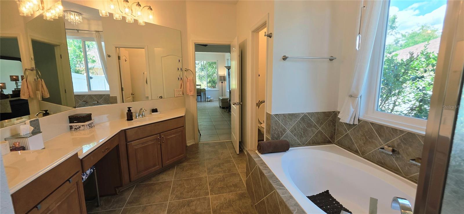 Image 22 of 83 For 505 Gulley Avenue