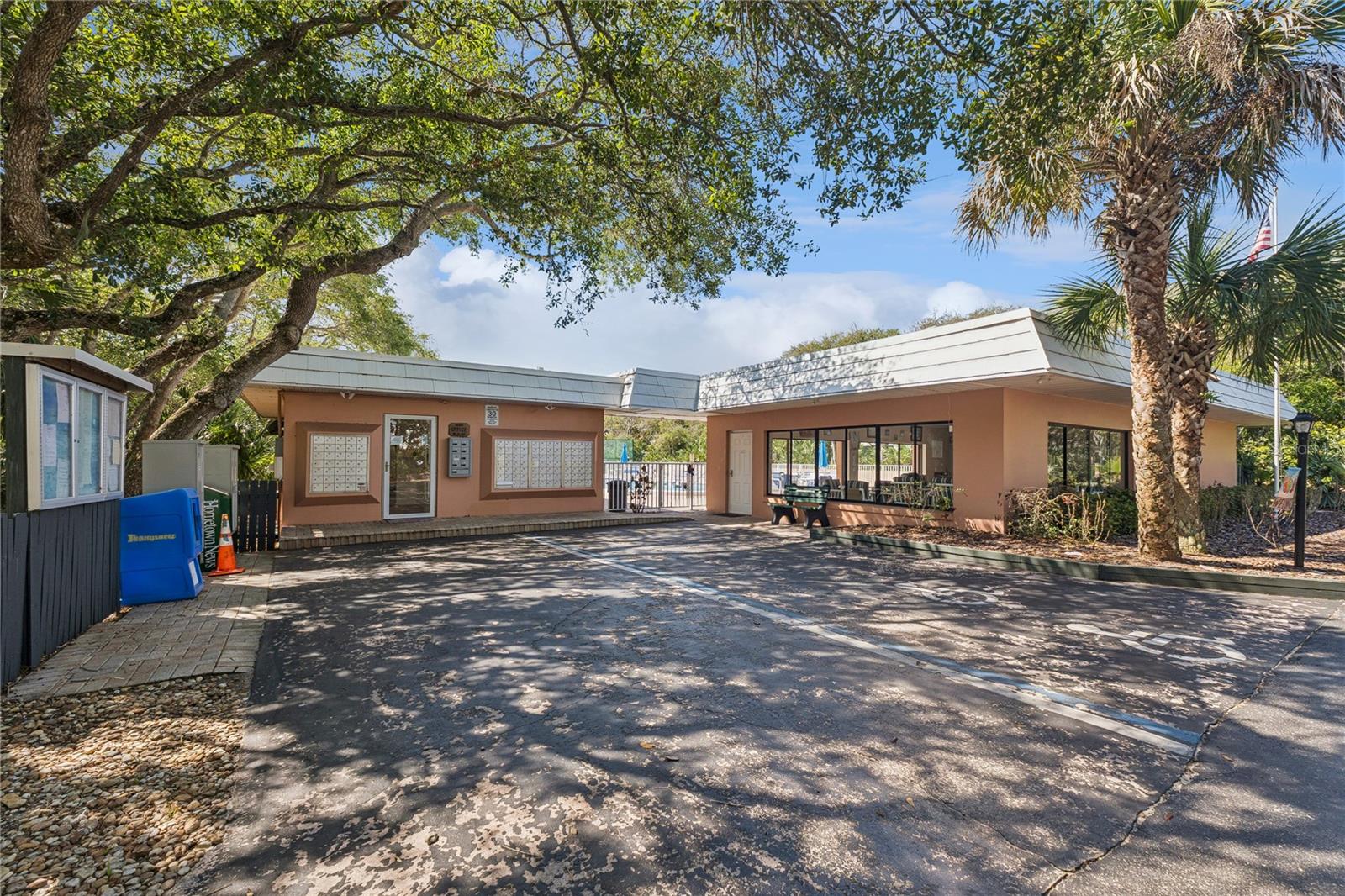 Image 26 of 37 For 4150 Atlantic Avenue 121b