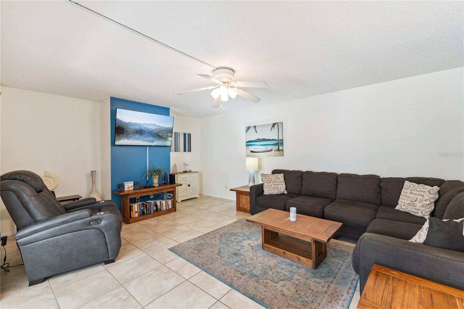 Image 4 of 37 For 4150 Atlantic Avenue 121b