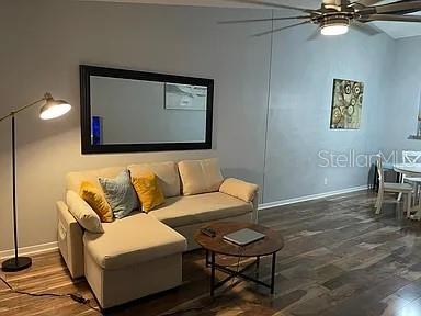 Image 16 of 33 For 1030 Green Pine Boulevard G