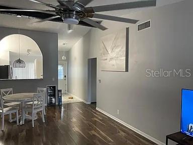 Image 23 of 33 For 1030 Green Pine Boulevard G