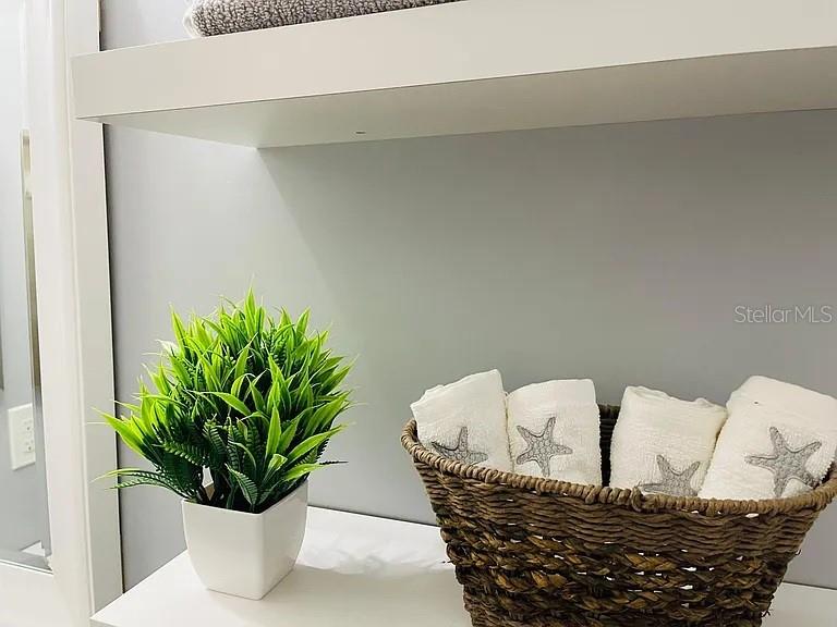 Image 24 of 33 For 1030 Green Pine Boulevard G