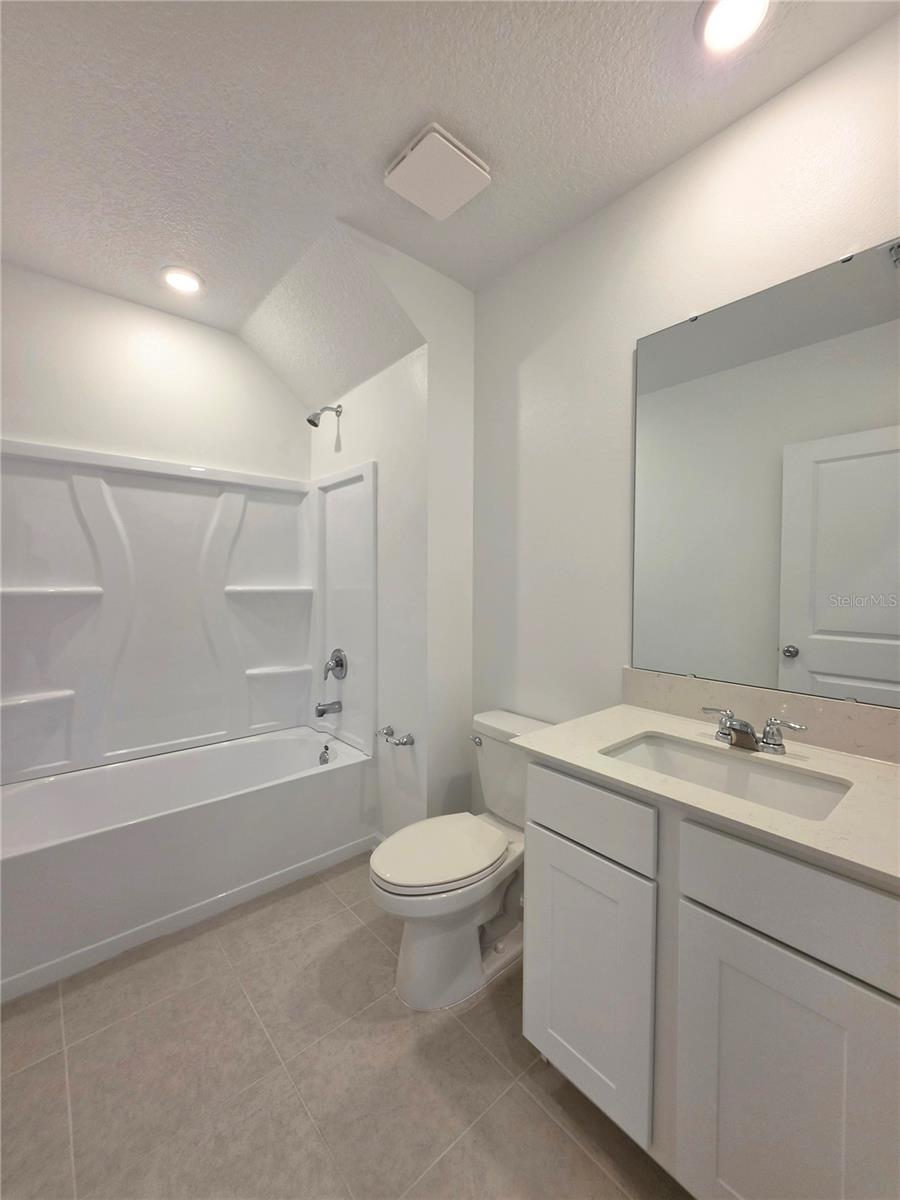 Image 10 of 37 For 5126 Magnolia Palm Drive