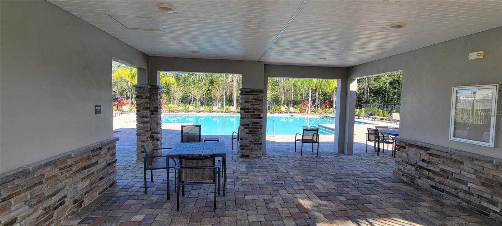 Image 29 of 37 For 5126 Magnolia Palm Drive