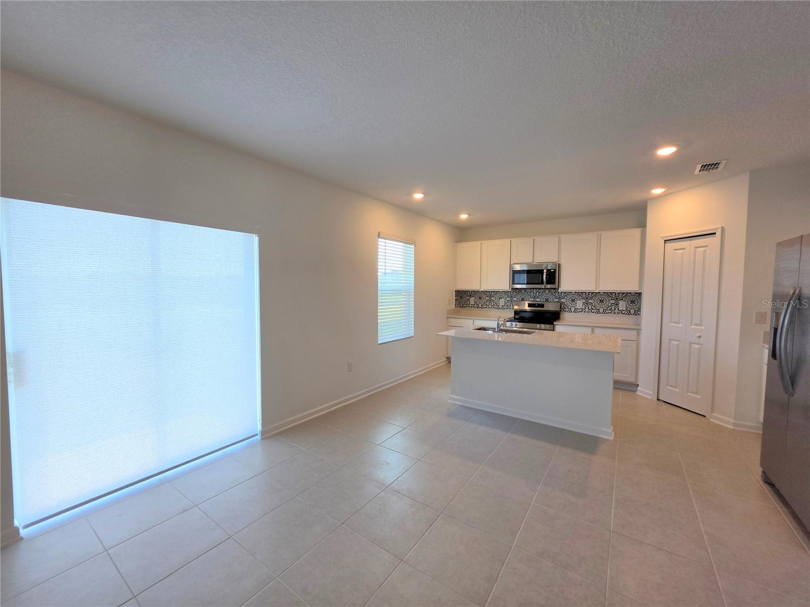 Image 5 of 37 For 5126 Magnolia Palm Drive