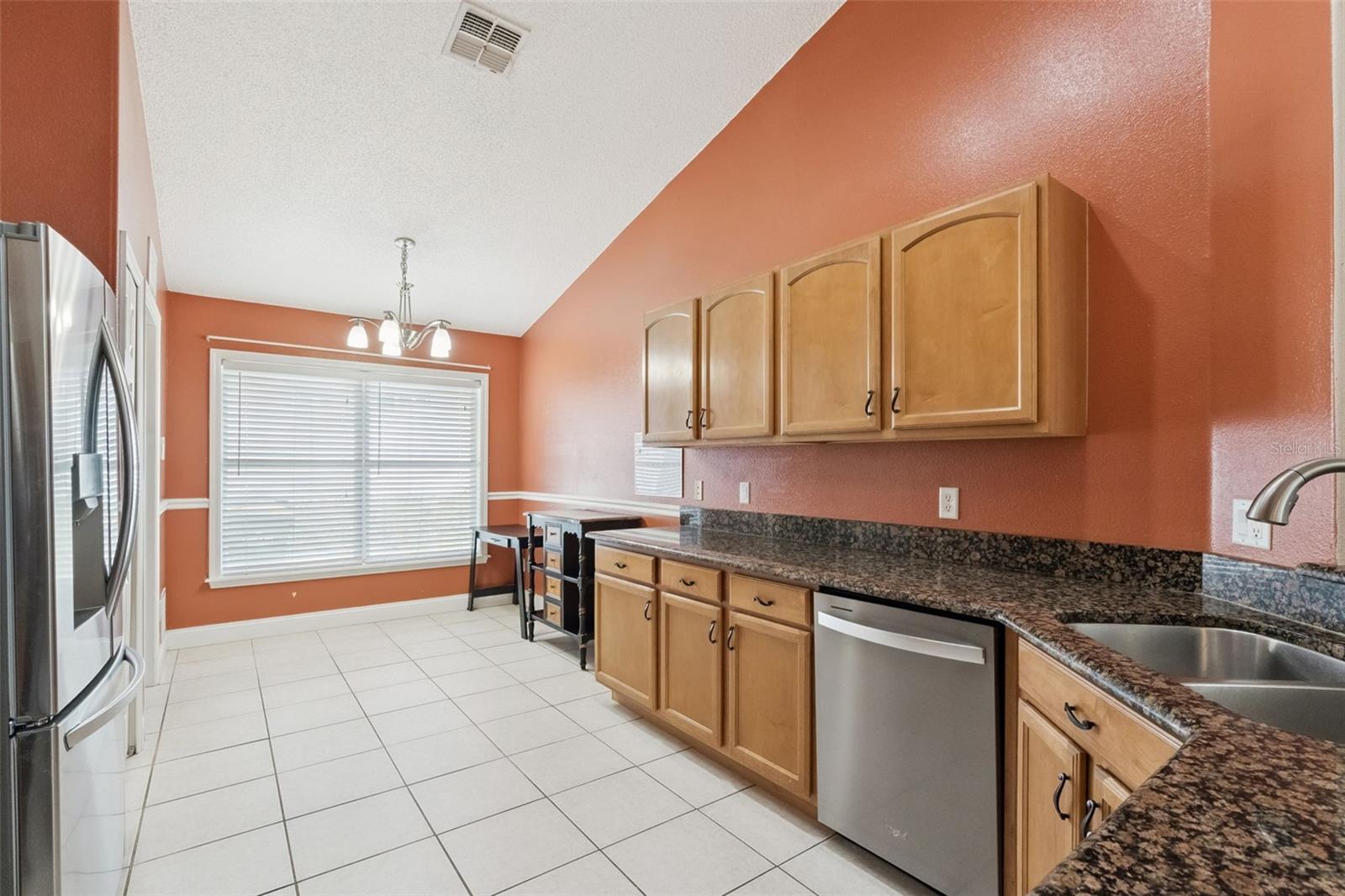 Image 11 of 36 For 1581 Silhouette Drive