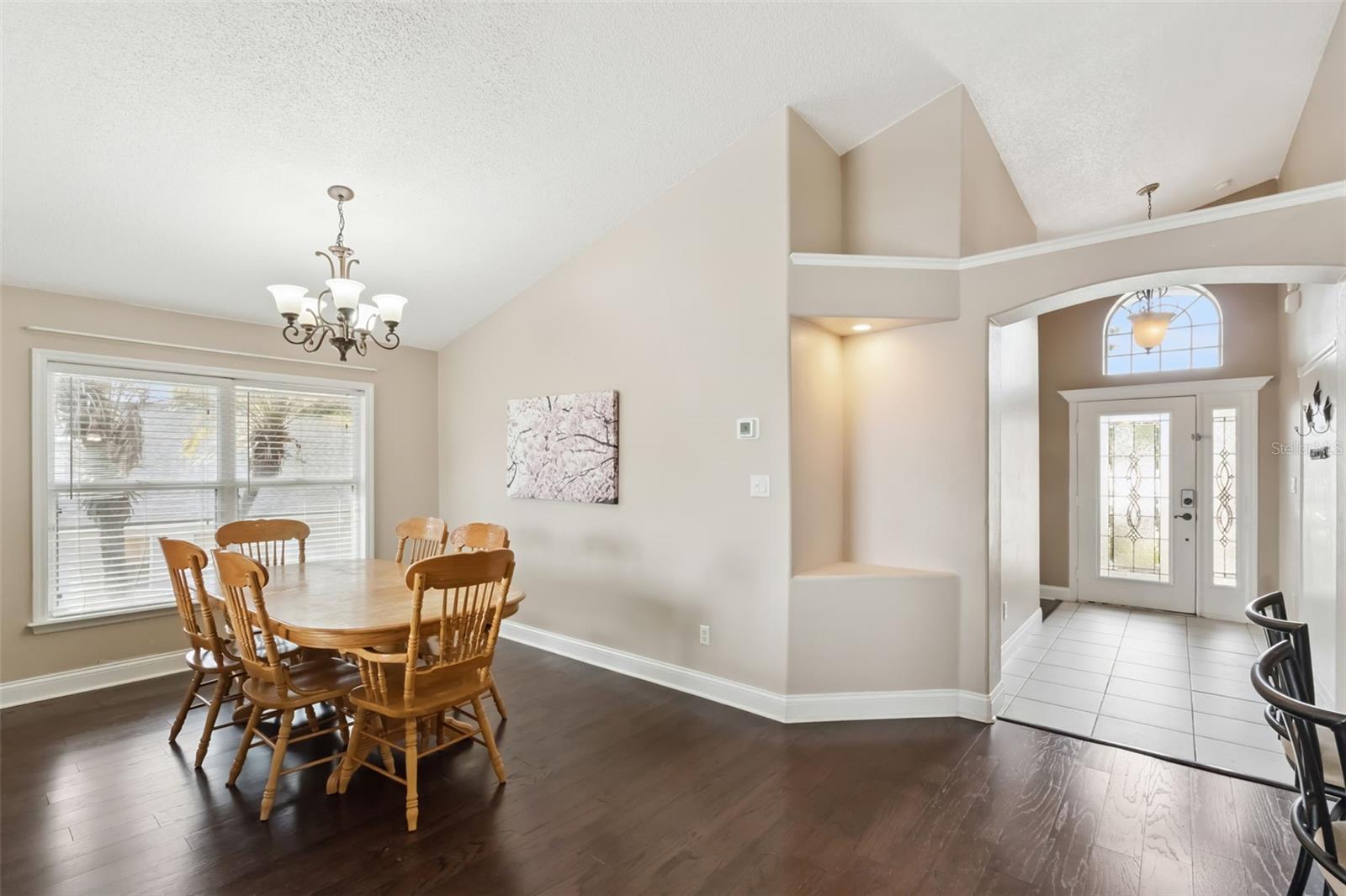 Image 13 of 36 For 1581 Silhouette Drive