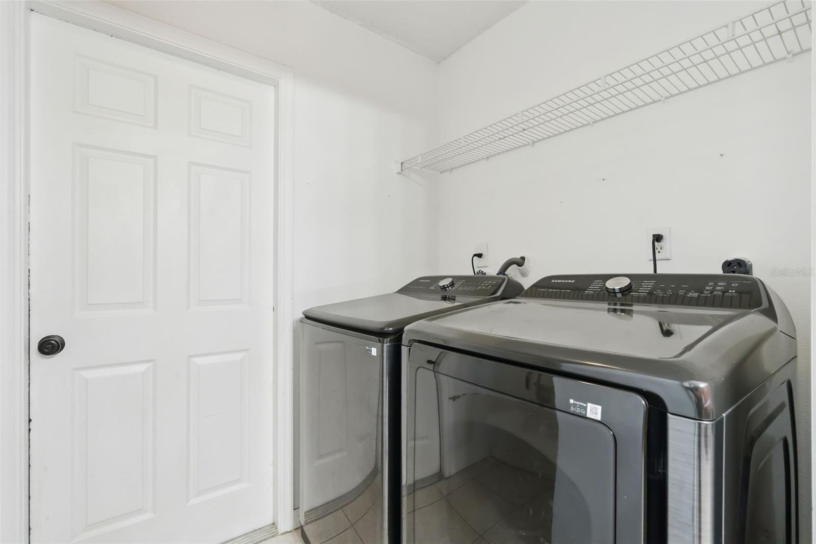 Image 30 of 36 For 1581 Silhouette Drive