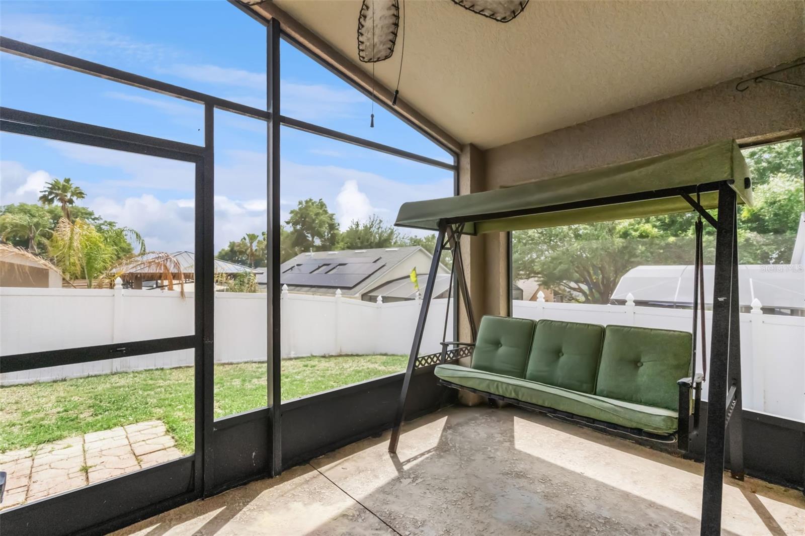 Image 31 of 36 For 1581 Silhouette Drive