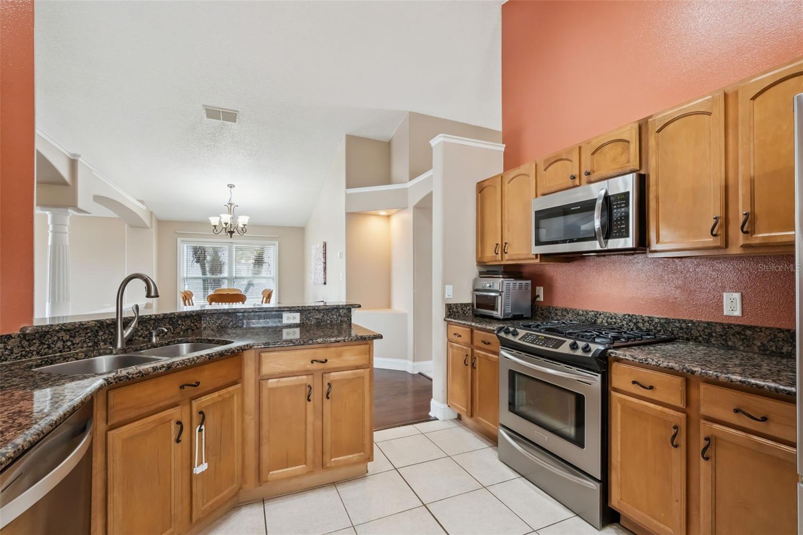 Image 8 of 36 For 1581 Silhouette Drive