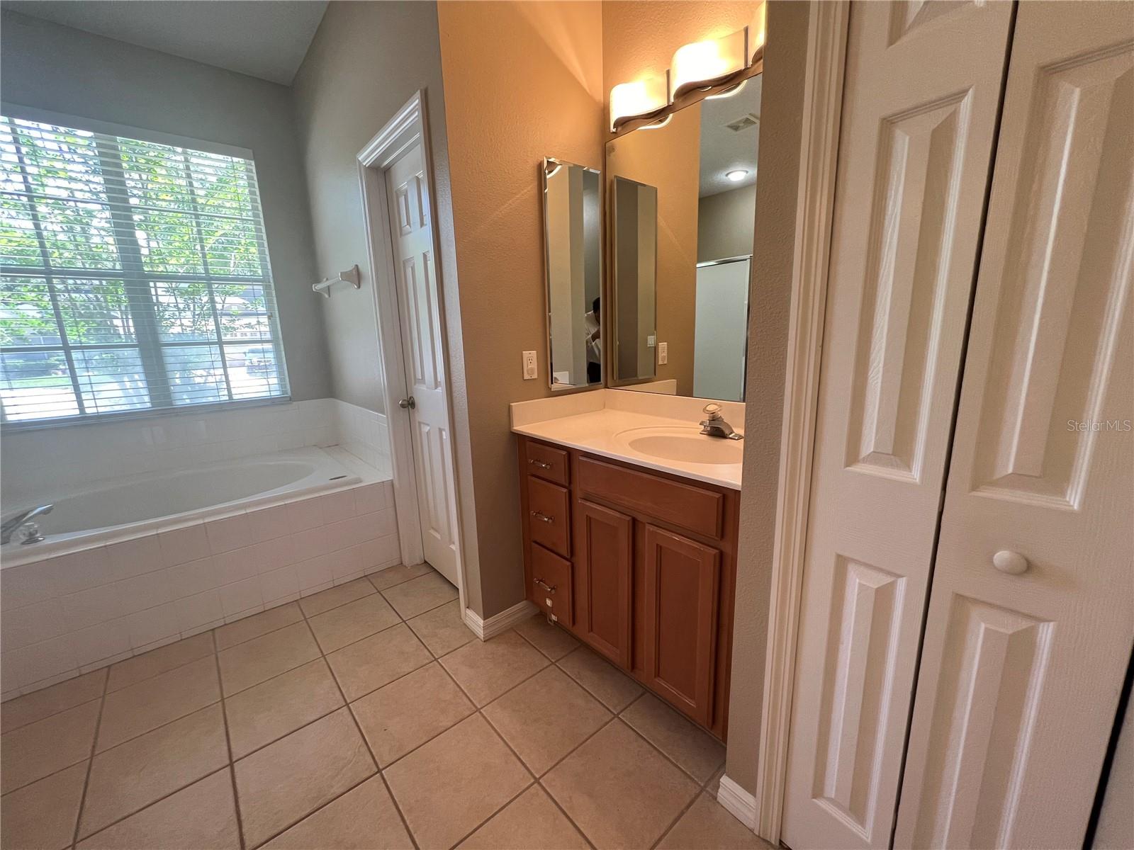 Image 13 of 31 For 1590 Cherry Lake Way