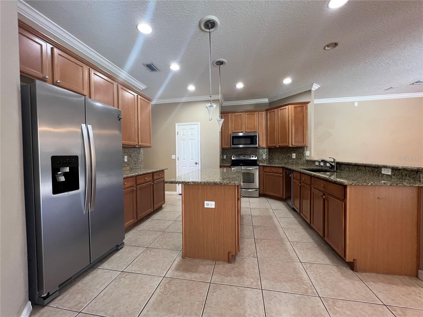 Image 16 of 31 For 1590 Cherry Lake Way