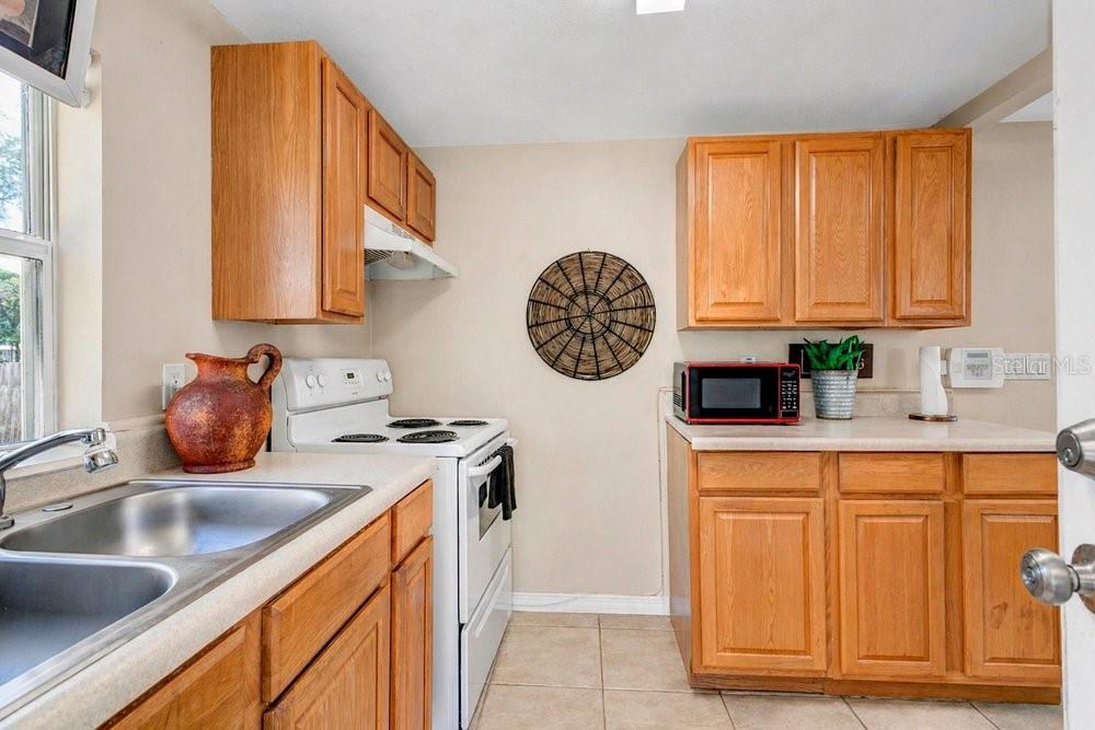 Image 13 of 27 For 595 3rd Street