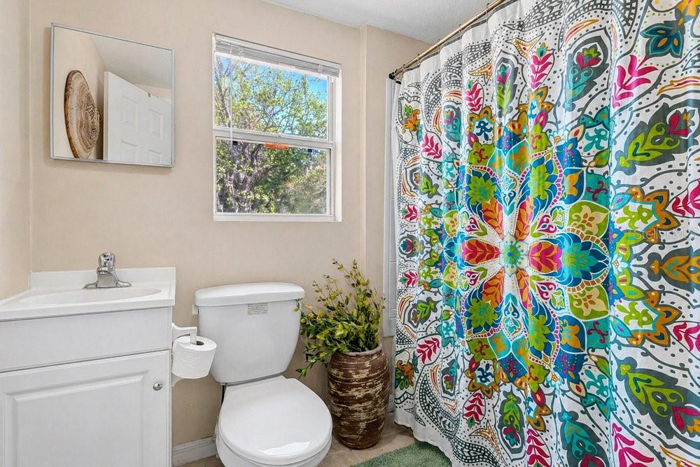 Image 16 of 27 For 595 3rd Street