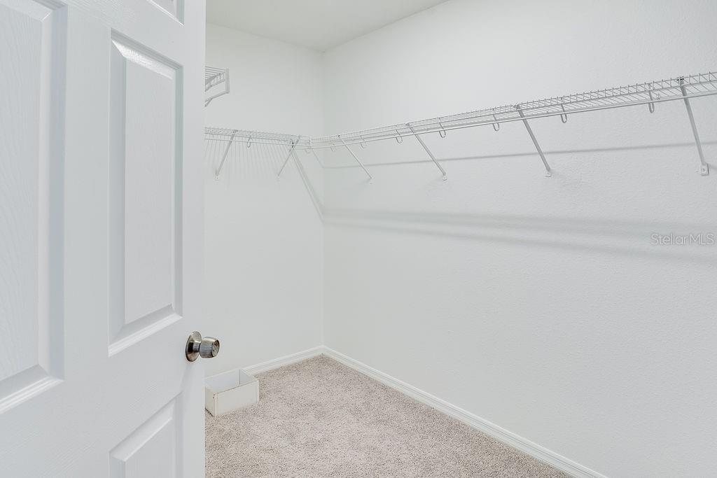 Image 27 of 38 For 14927 Faversham Circle