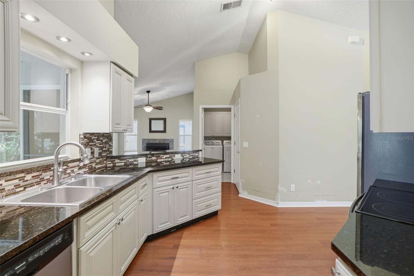 Image 11 of 44 For 2573 Coachbridge Court