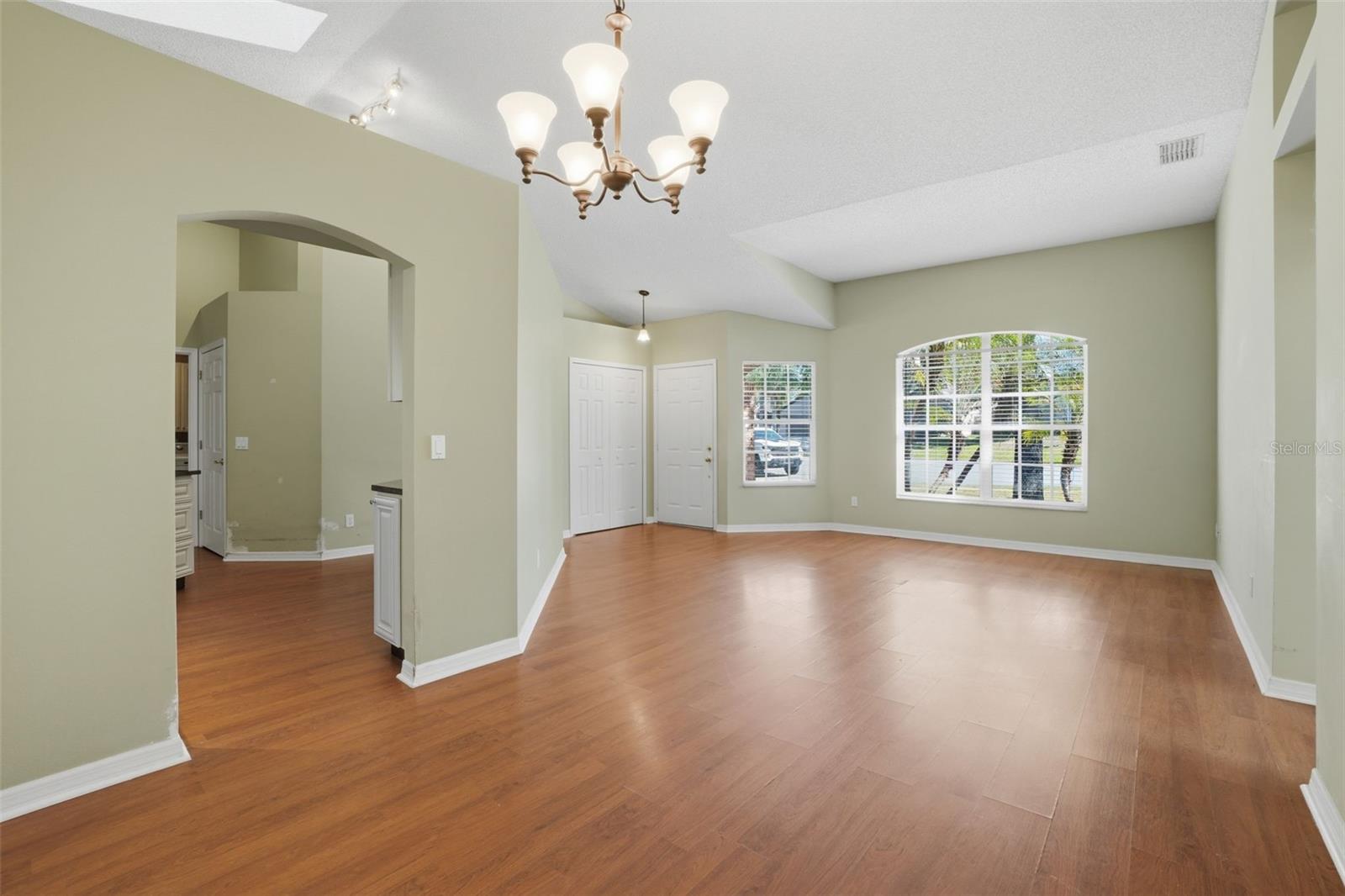 Image 8 of 44 For 2573 Coachbridge Court