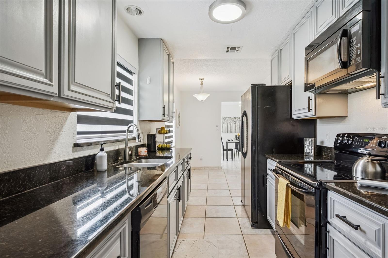 Image 15 of 46 For 8453 Mattituck Circle