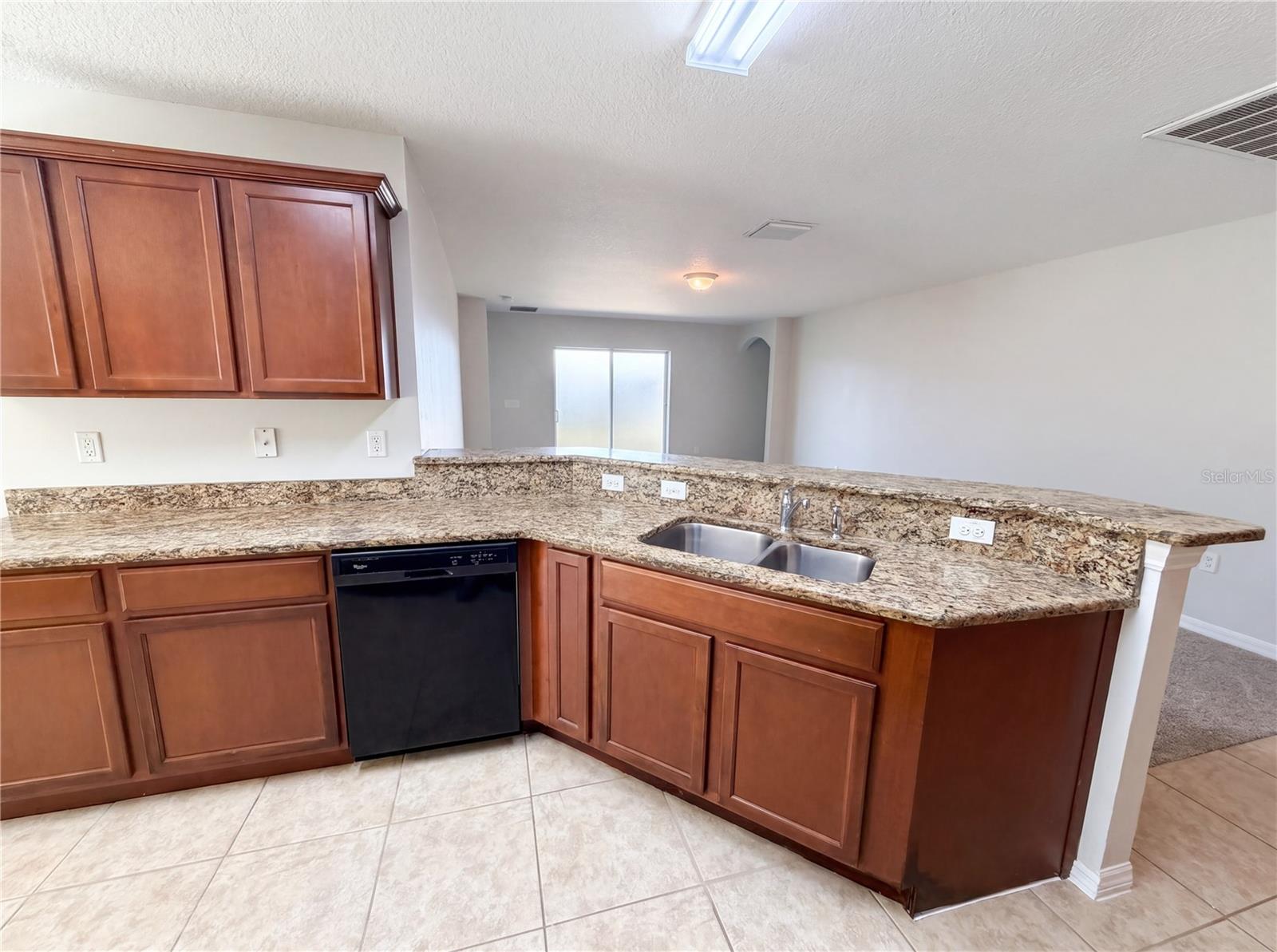 Image 11 of 26 For 31008 Satinleaf Run