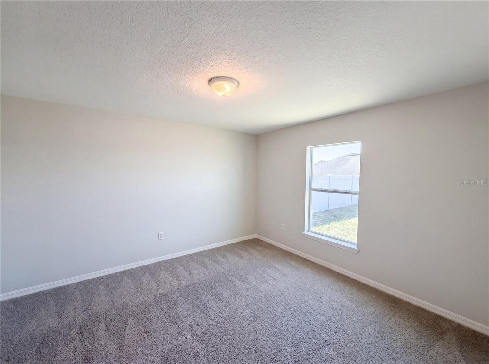 Image 18 of 26 For 31008 Satinleaf Run