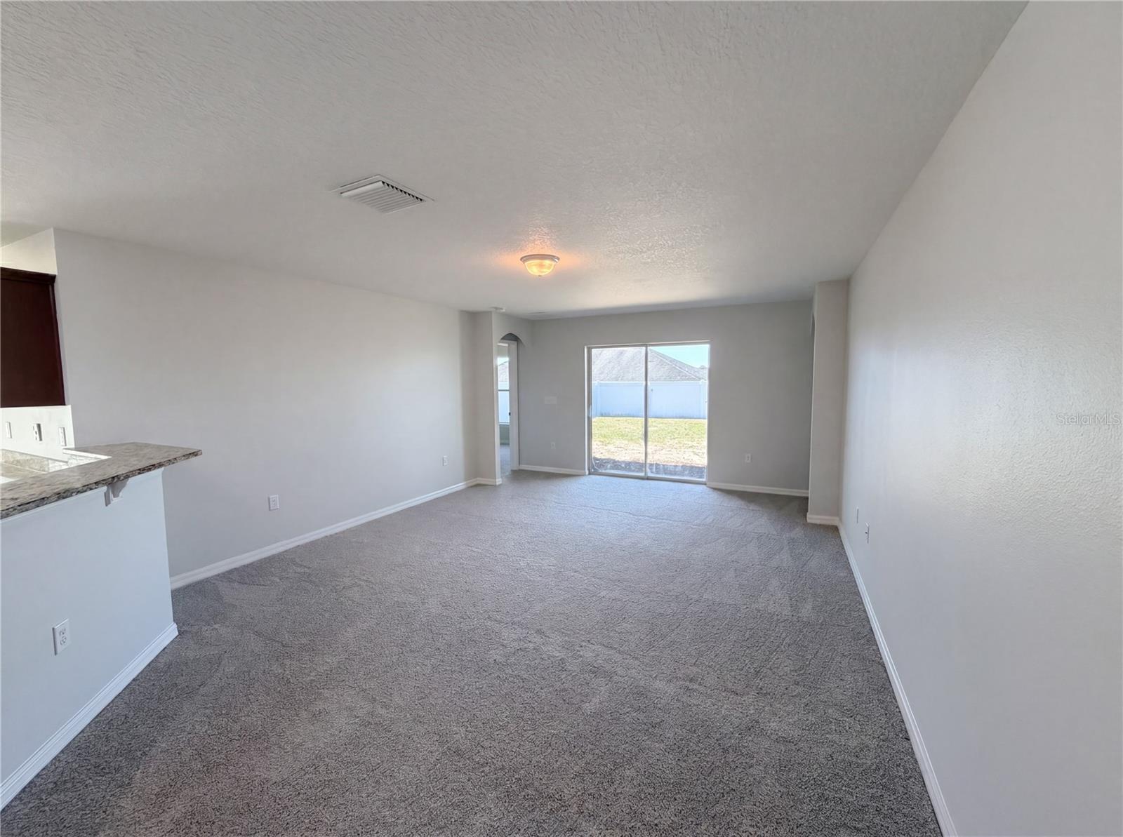 Image 7 of 26 For 31008 Satinleaf Run