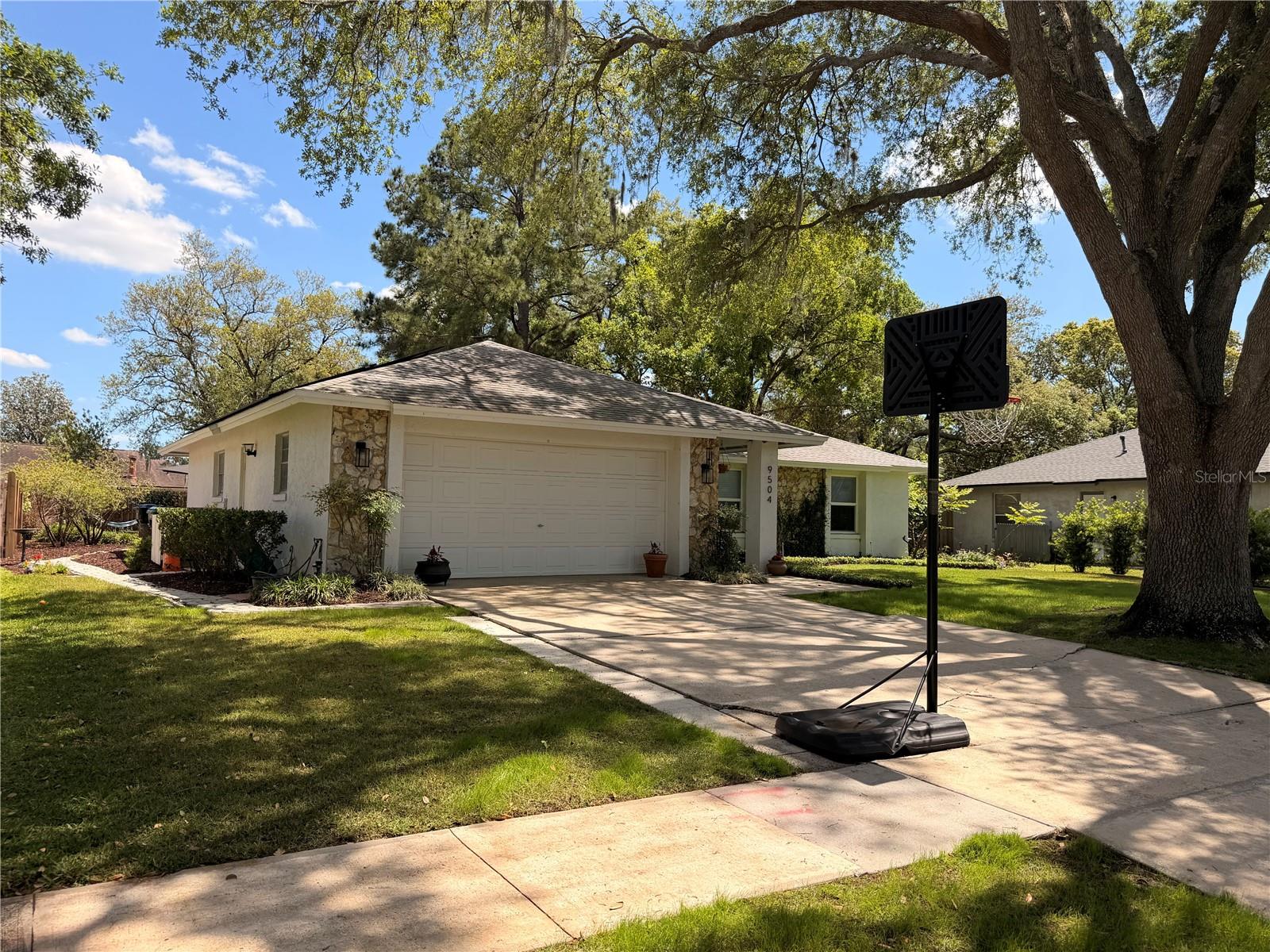 Image 2 of 27 For 9504 Cannon Drive