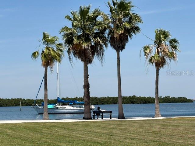 Image 30 of 50 For 581 Rountree Drive