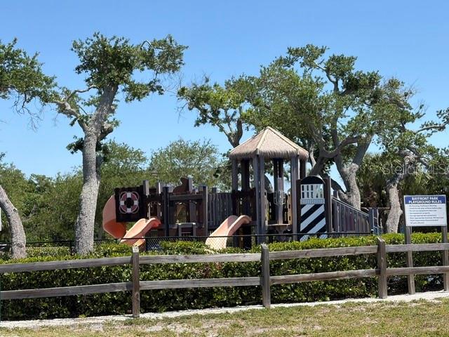 Image 37 of 50 For 581 Rountree Drive