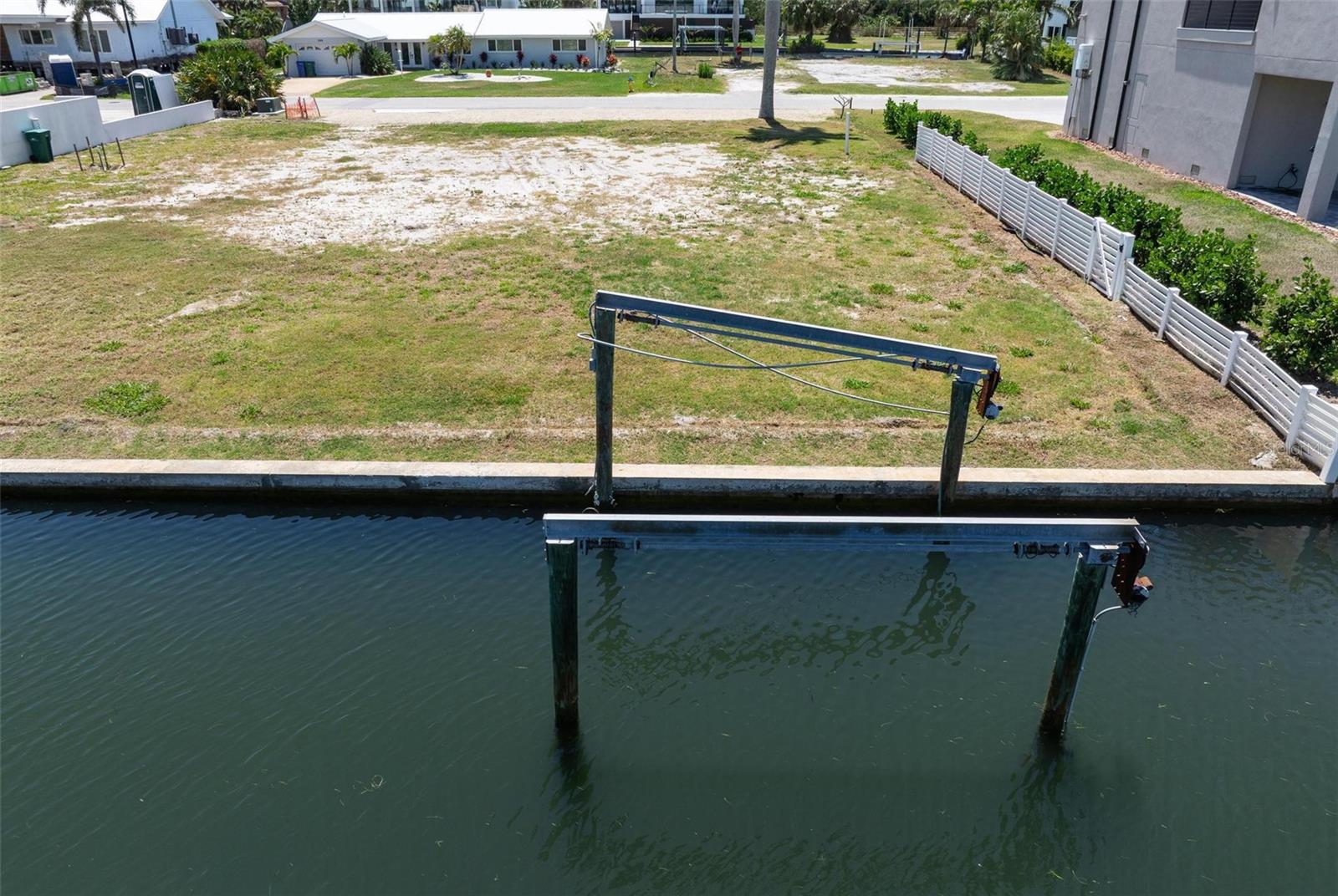 Image 9 of 50 For 581 Rountree Drive