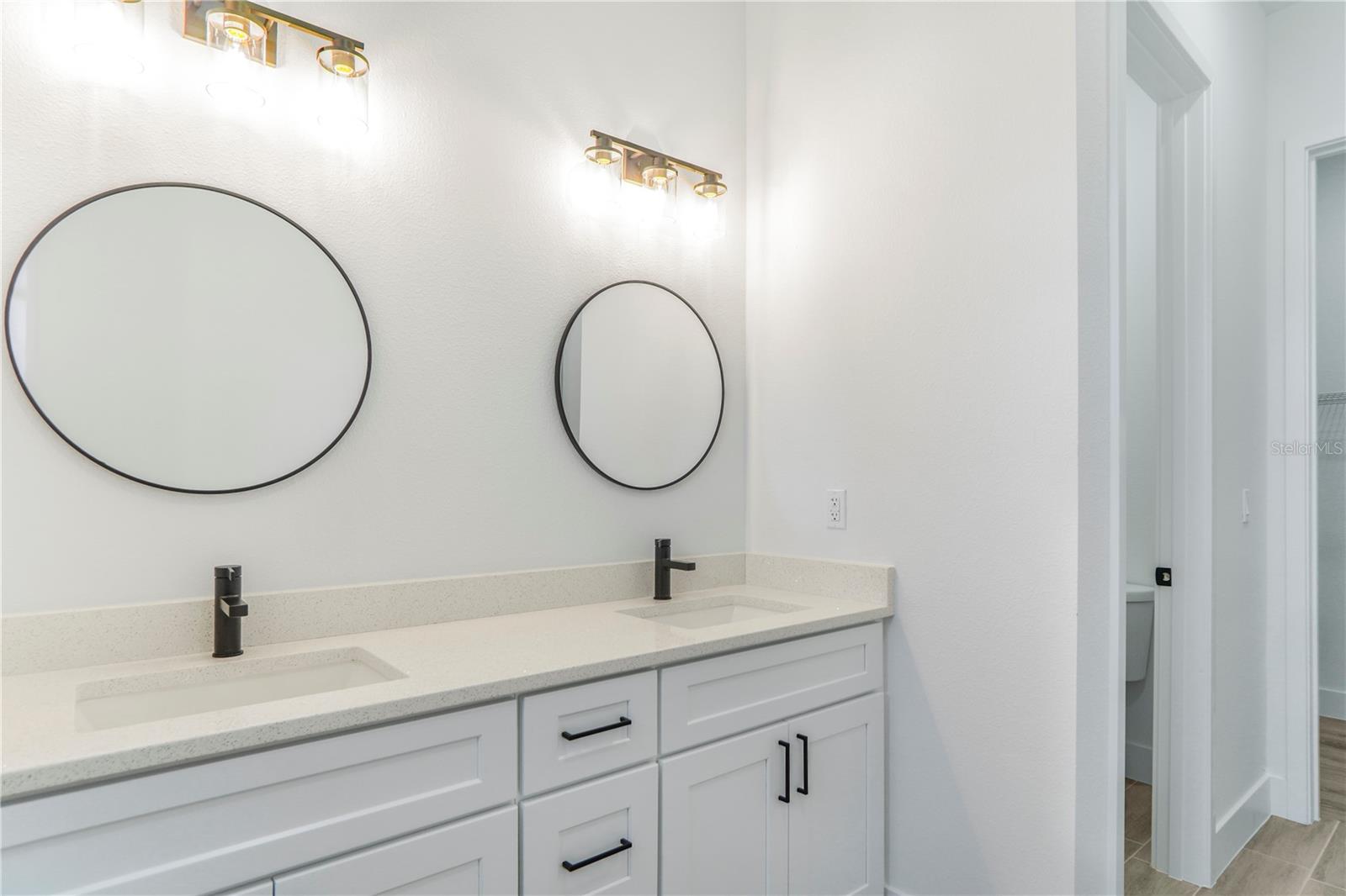 Image 28 of 65 For 2625 175th Loop