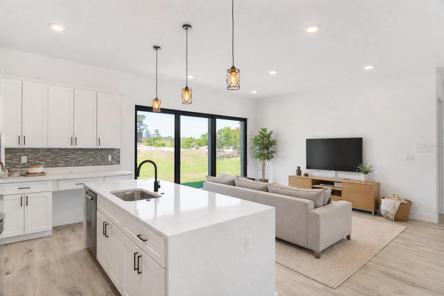 Image 3 of 65 For 2625 175th Loop