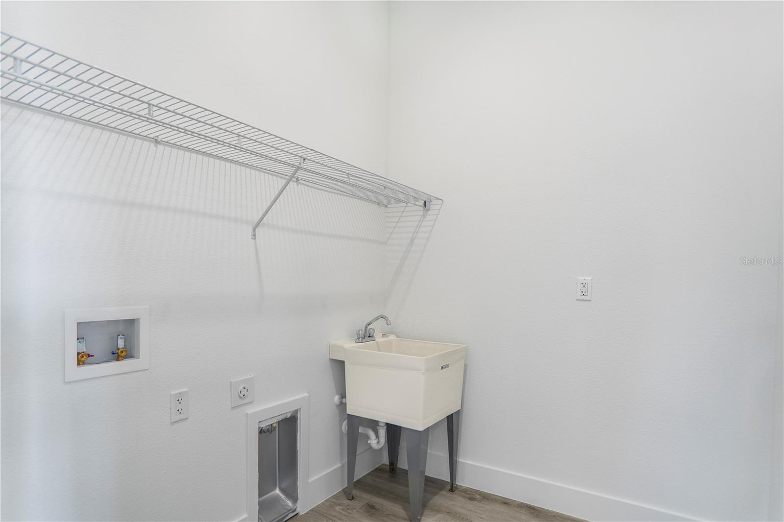 Image 31 of 65 For 2625 175th Loop