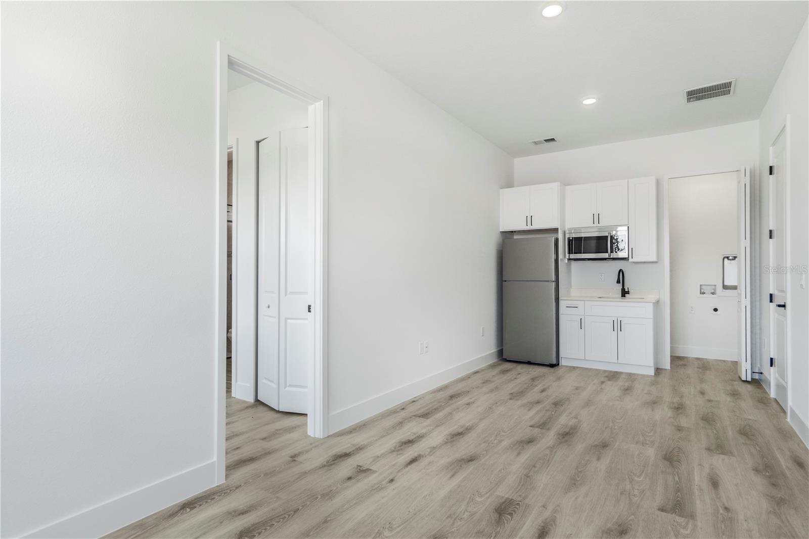 Image 33 of 65 For 2625 175th Loop