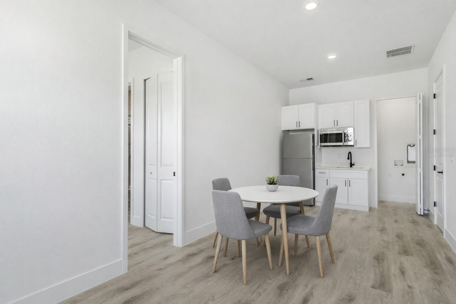 Image 6 of 65 For 2625 175th Loop