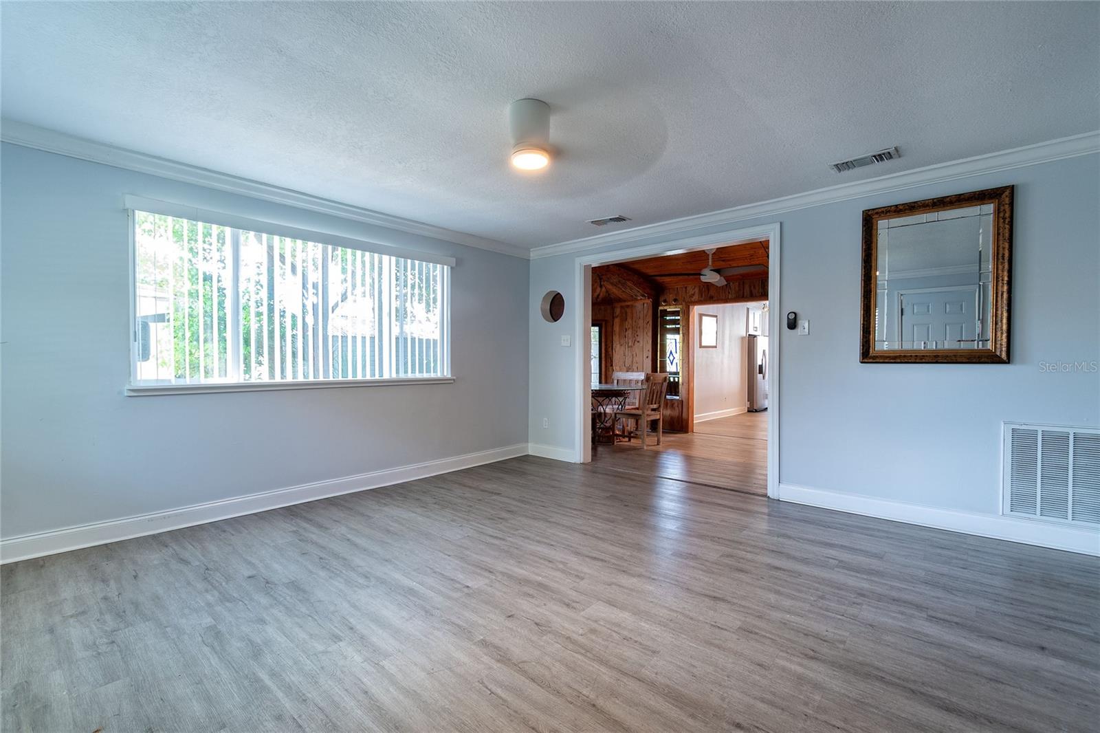 Image 10 of 34 For 714 Wyoming Avenue